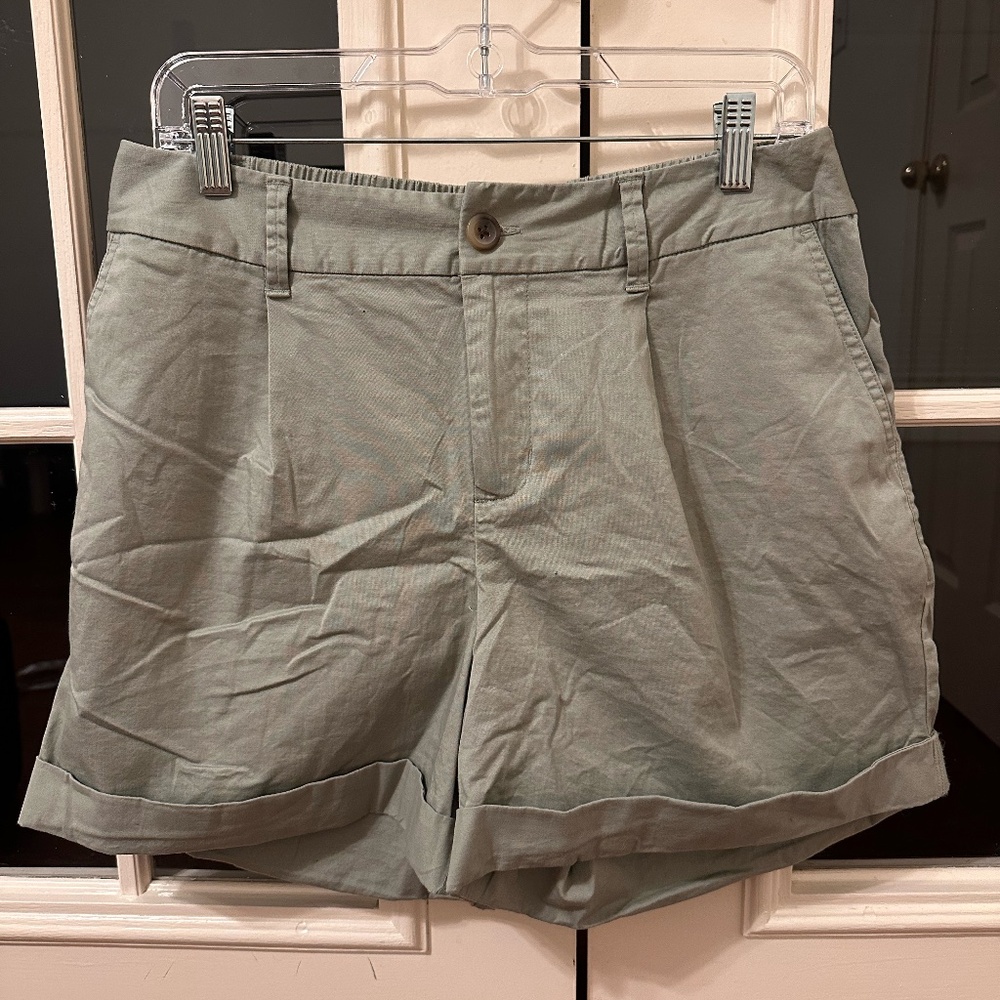 Women's A New Day Brand | Chino Lightweight Green Shorts | Elastic Band | Size M